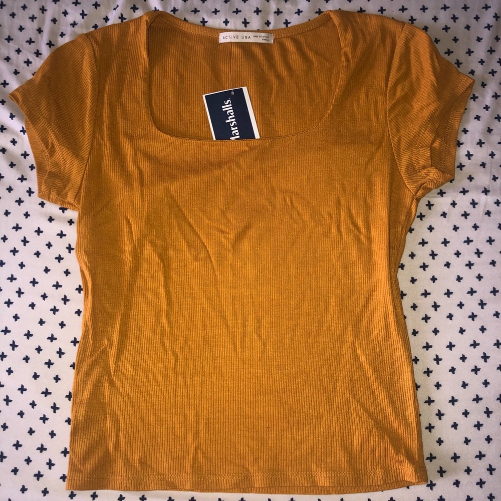 Yellow shirt (crop top)